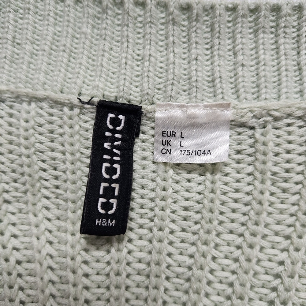 h&m Divided Green Rib Knit Cardigan Sweater Size Large - Picture 2 of 7